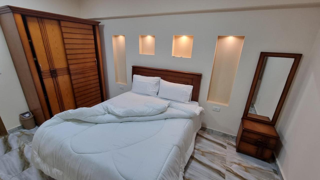Alex Sea View Apartment - Families Only الإسكندرية المظهر الخارجي الصورة
