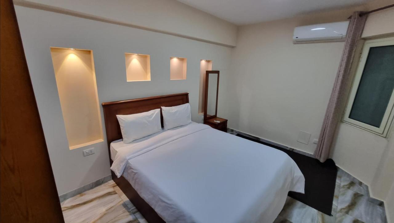 Alex Sea View Apartment - Families Only الإسكندرية المظهر الخارجي الصورة