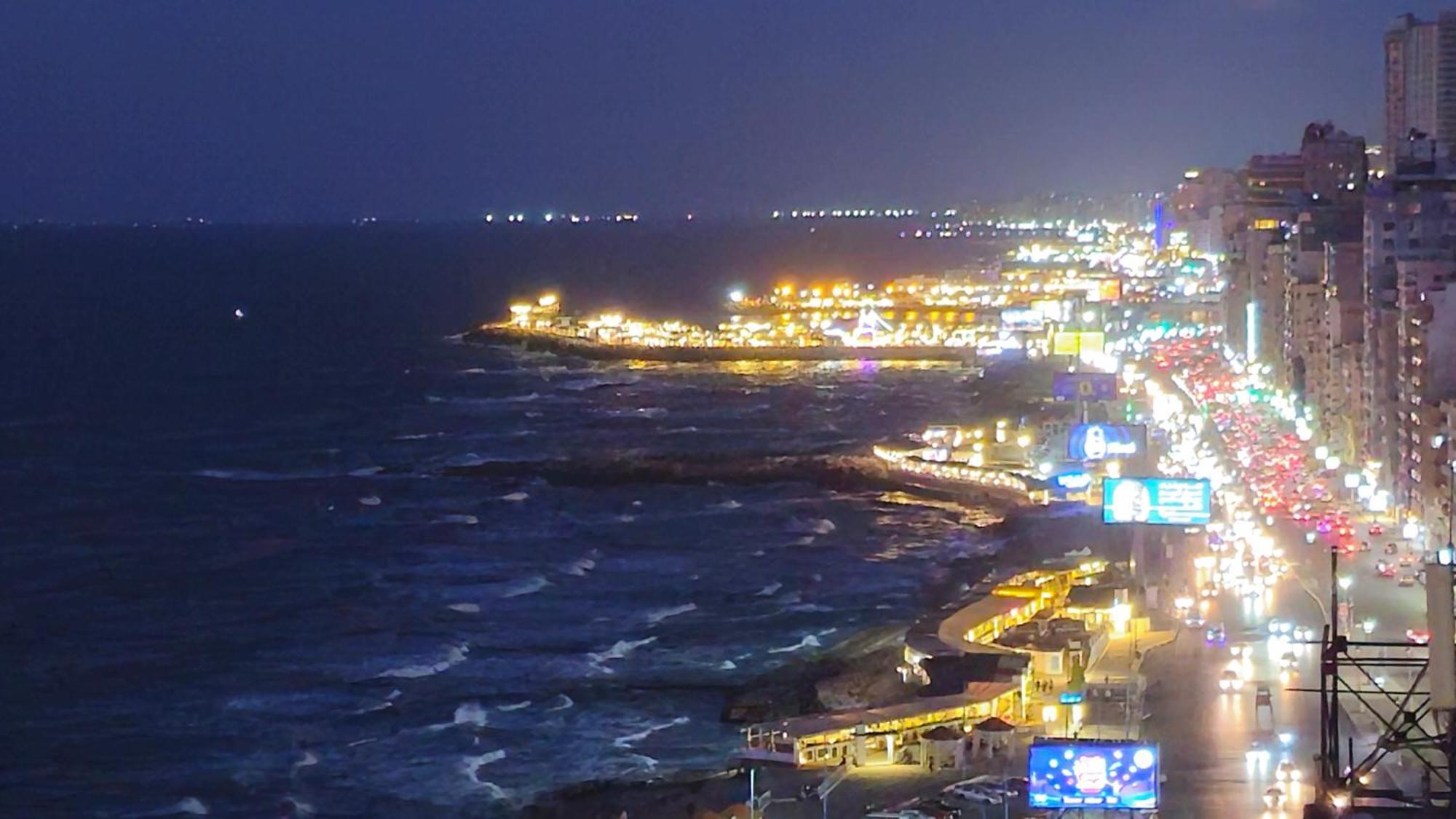 Alex Sea View Apartment - Families Only الإسكندرية المظهر الخارجي الصورة